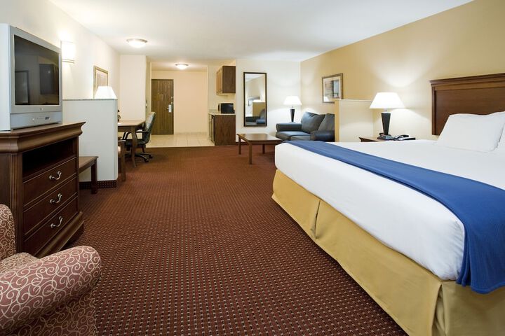 Room 20 of 33