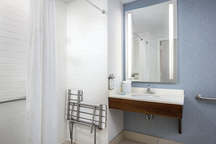 Holiday Inn Resort Fort Walton Beach by IHG
