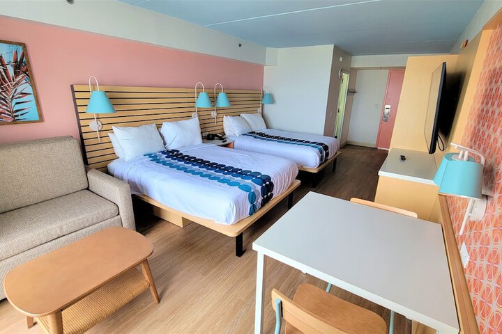 Room 48 of 87