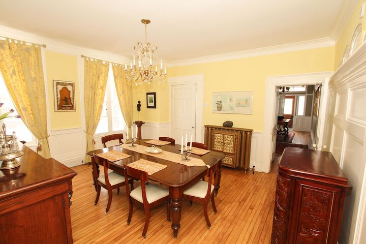 Auberge Chesleys Inn