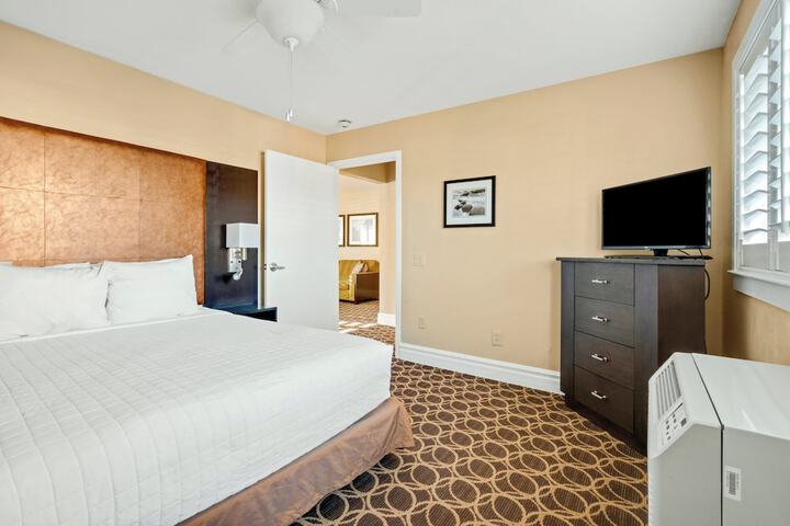 Room 117 of 161