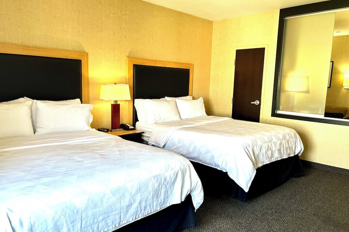 Room 19 of 29