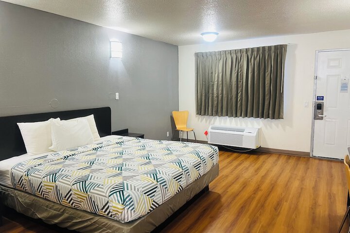 Motel 6 Brinkley AR