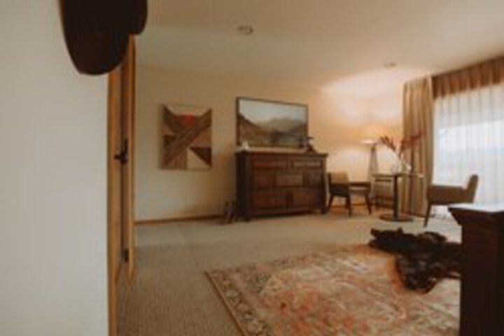 Suite 58 of 109