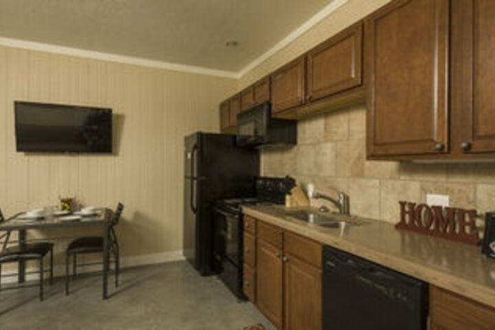 Karnes City Cottages