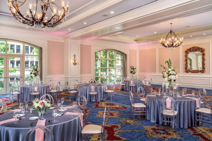 Ballroom/Hall 84 of 94