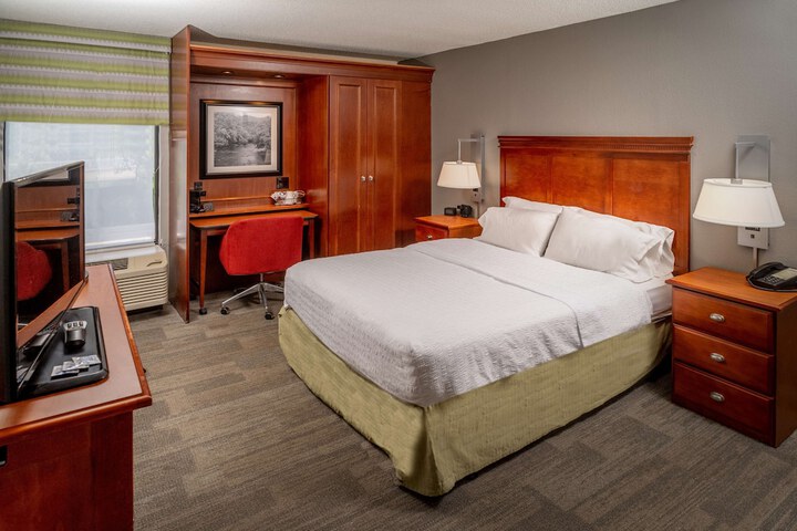 Hampton Inn Charleston-Downtown