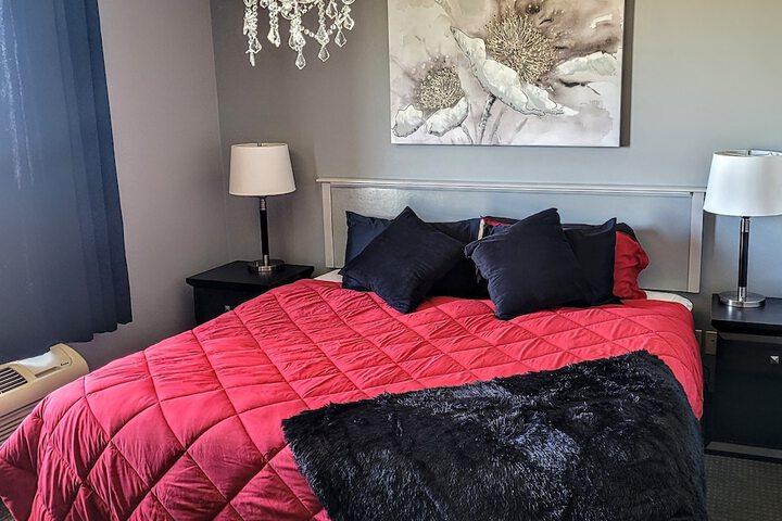 Room 15 of 28