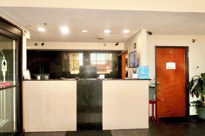 Hotel Interior 8 of 29