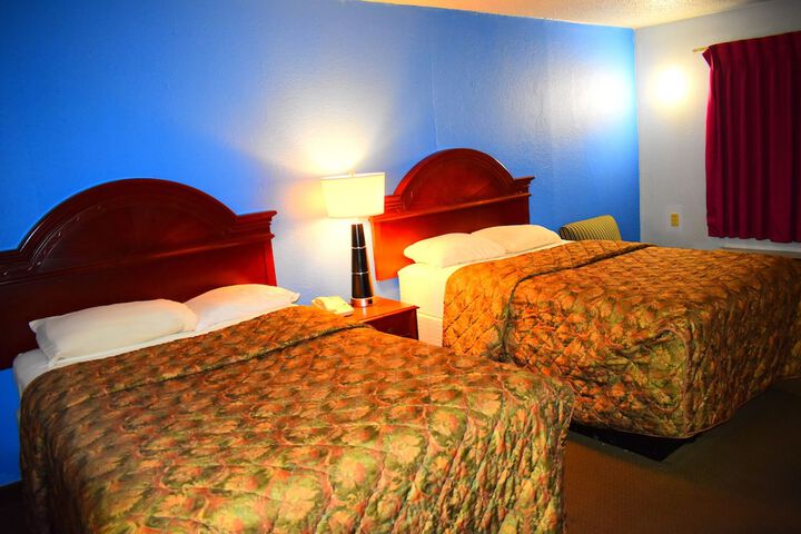 Room 7 of 20