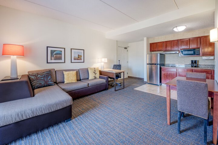 Room 30 of 62