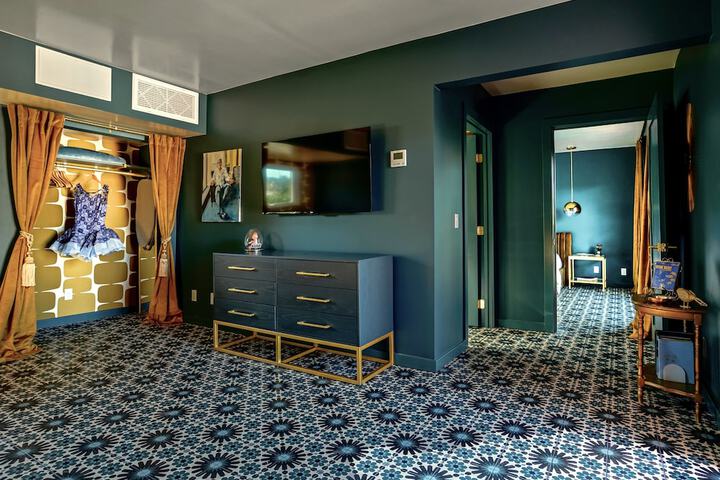 Room 26 of 41
