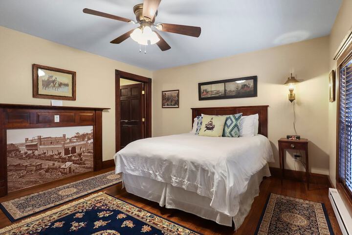Trainmasters Inn