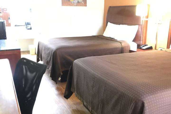 Room 21 of 29