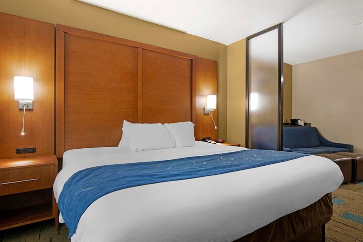 Room 42 of 56