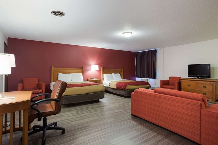 Room 29 of 38