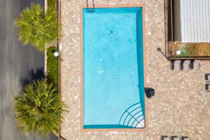 Pool 8 of 32