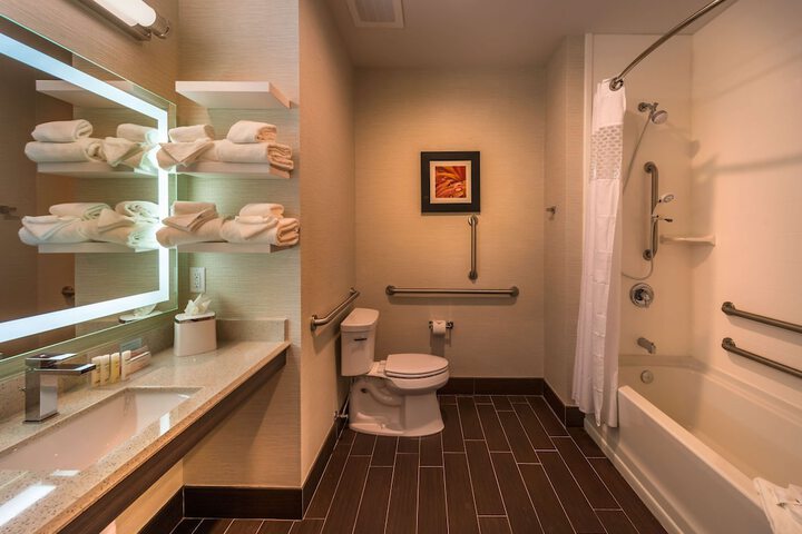 Room 15 of 20