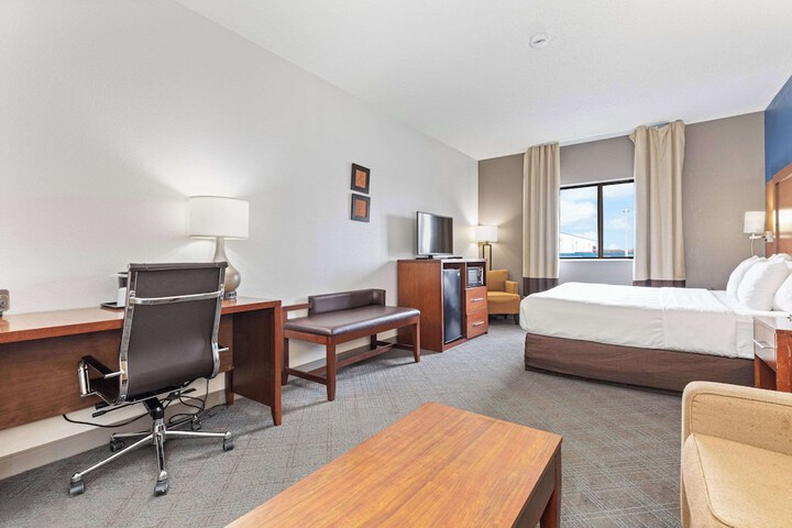 Room 18 of 29