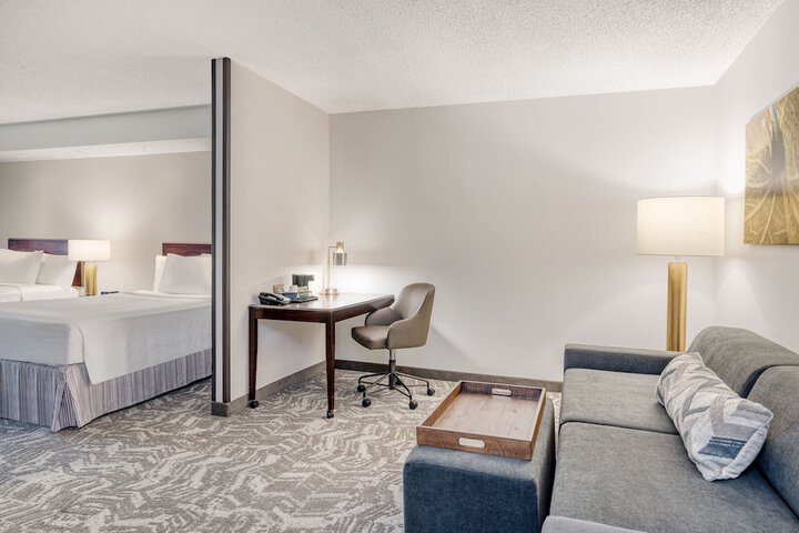 Room 14 of 36