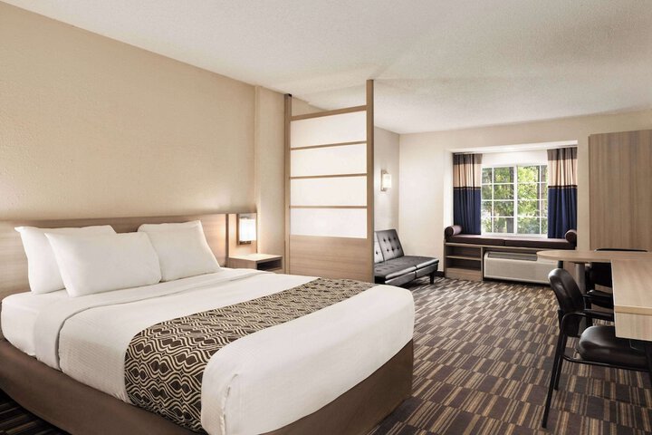 Microtel Inn & Suites by Wyndham Florence / Cincinnati Airport