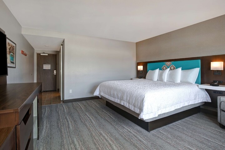 Room 16 of 43