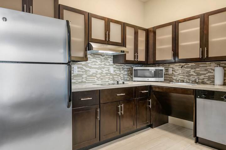Staybridge Suites St. Petersburg Downtown by IHG