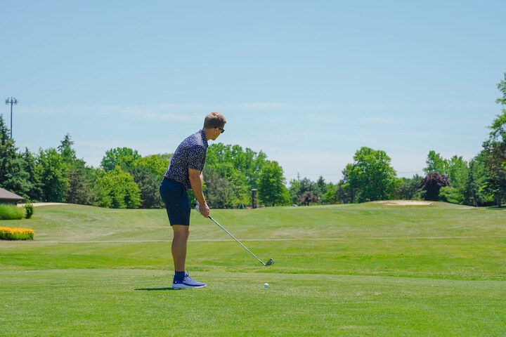 Golf 70 of 74