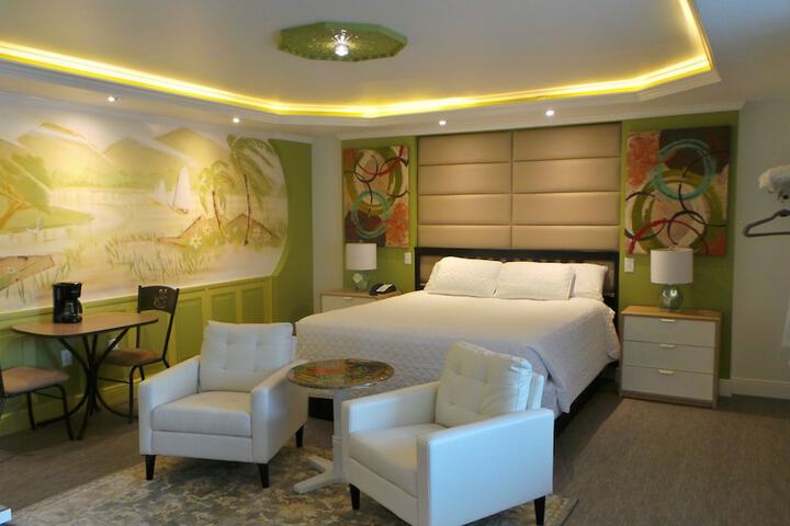 Room 45 of 66