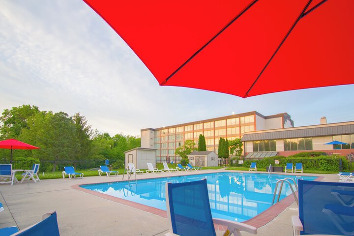 Exton Hotel & Conference Center