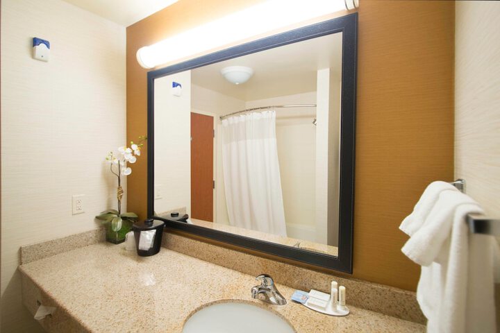 Room 15 of 21