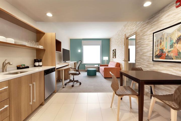 Room 20 of 62