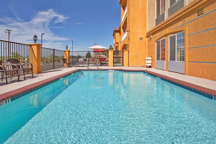 Pool 7 of 44