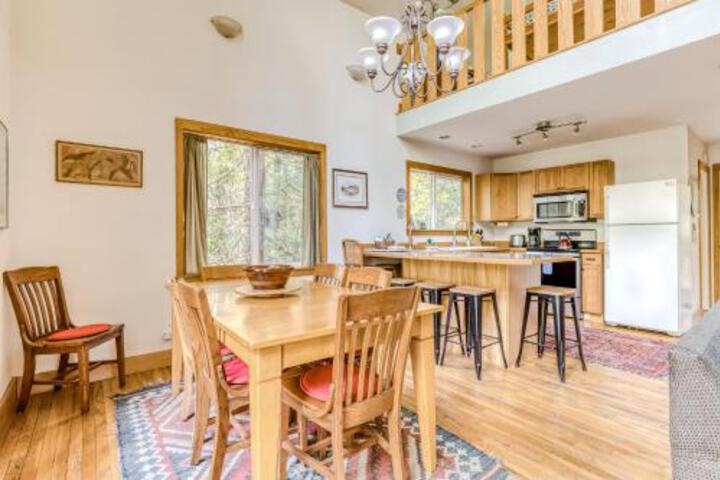 Wildwood Cabin