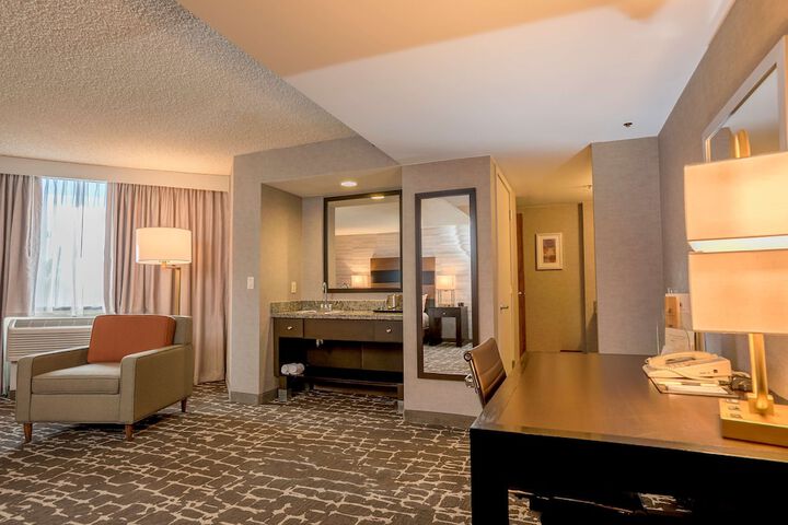 Room 12 of 36