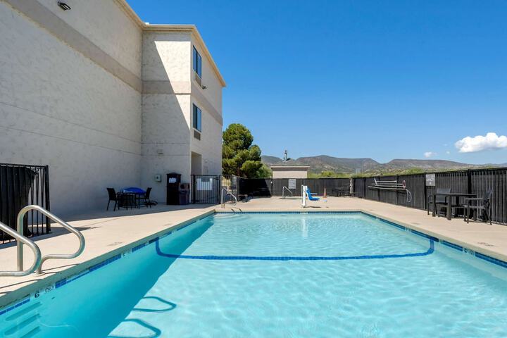 Pool 7 of 31