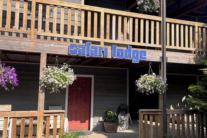 Safari Lodge