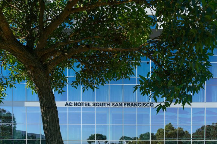 Hotel 4 of 69