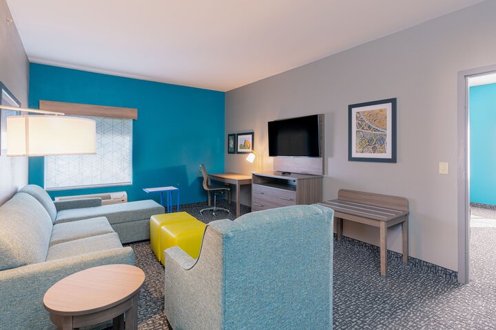 Room 16 of 27