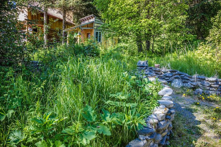 Midnight Sun Log Cabins