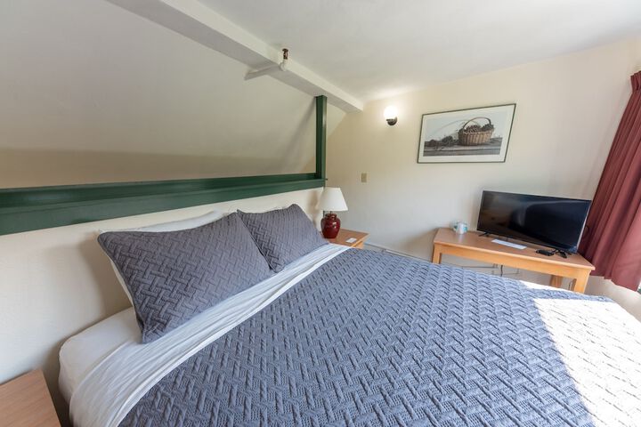 Sugarloaf Inn