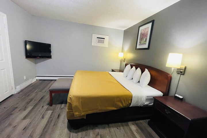 Room 21 of 54