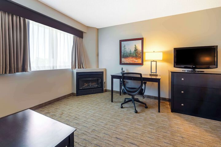 Room 33 of 58