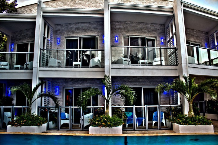 Hotel 2 of 127