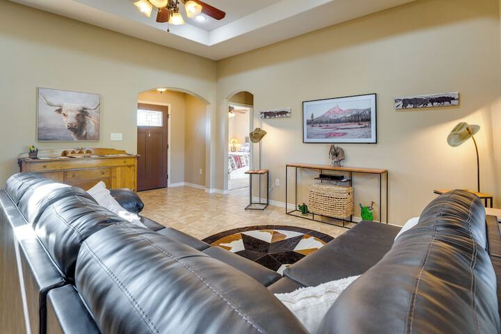 Pleasanton Vacation Rental w / Private Yard!