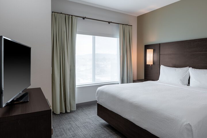 Room 36 of 48