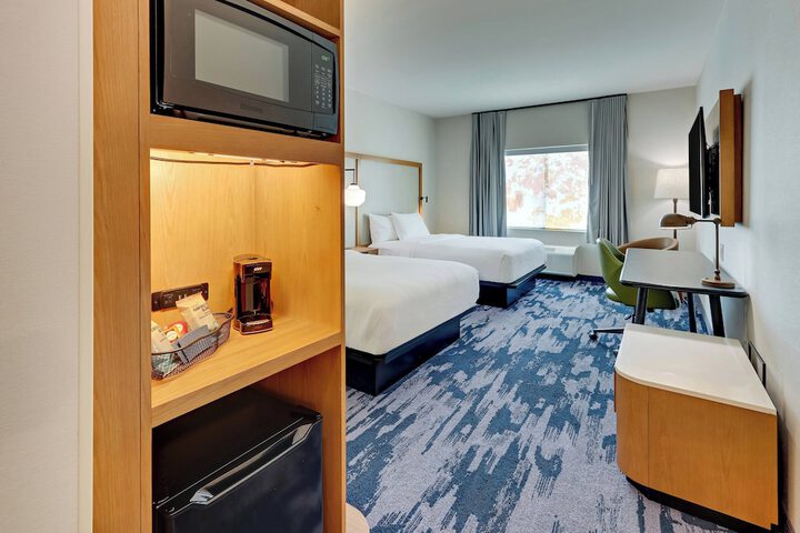 Room 13 of 30
