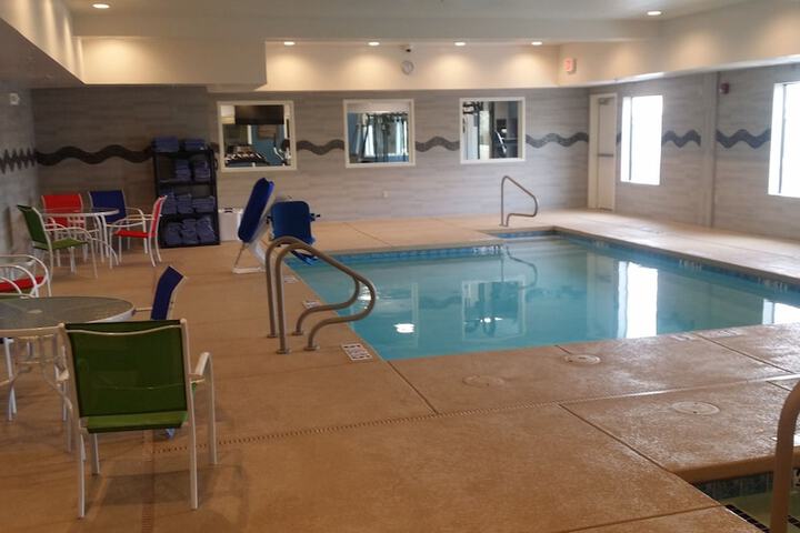 Pool 12 of 68