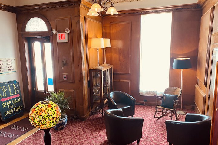 Hotel Interior 4 of 75