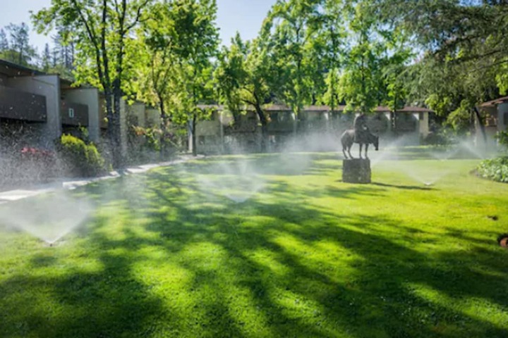 Los Gatos Lodge